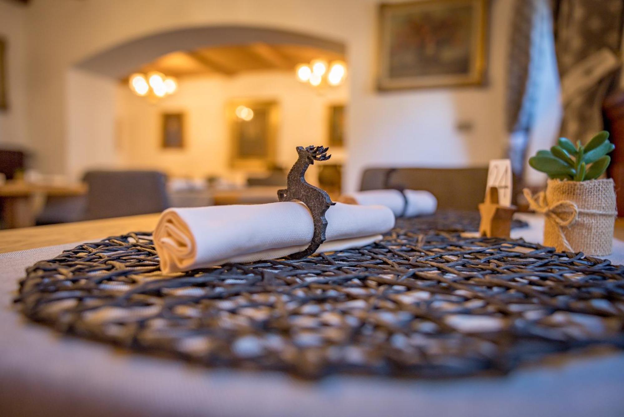 Il Cavallino - Albergo & Appartamenti Sappada Bagian luar foto