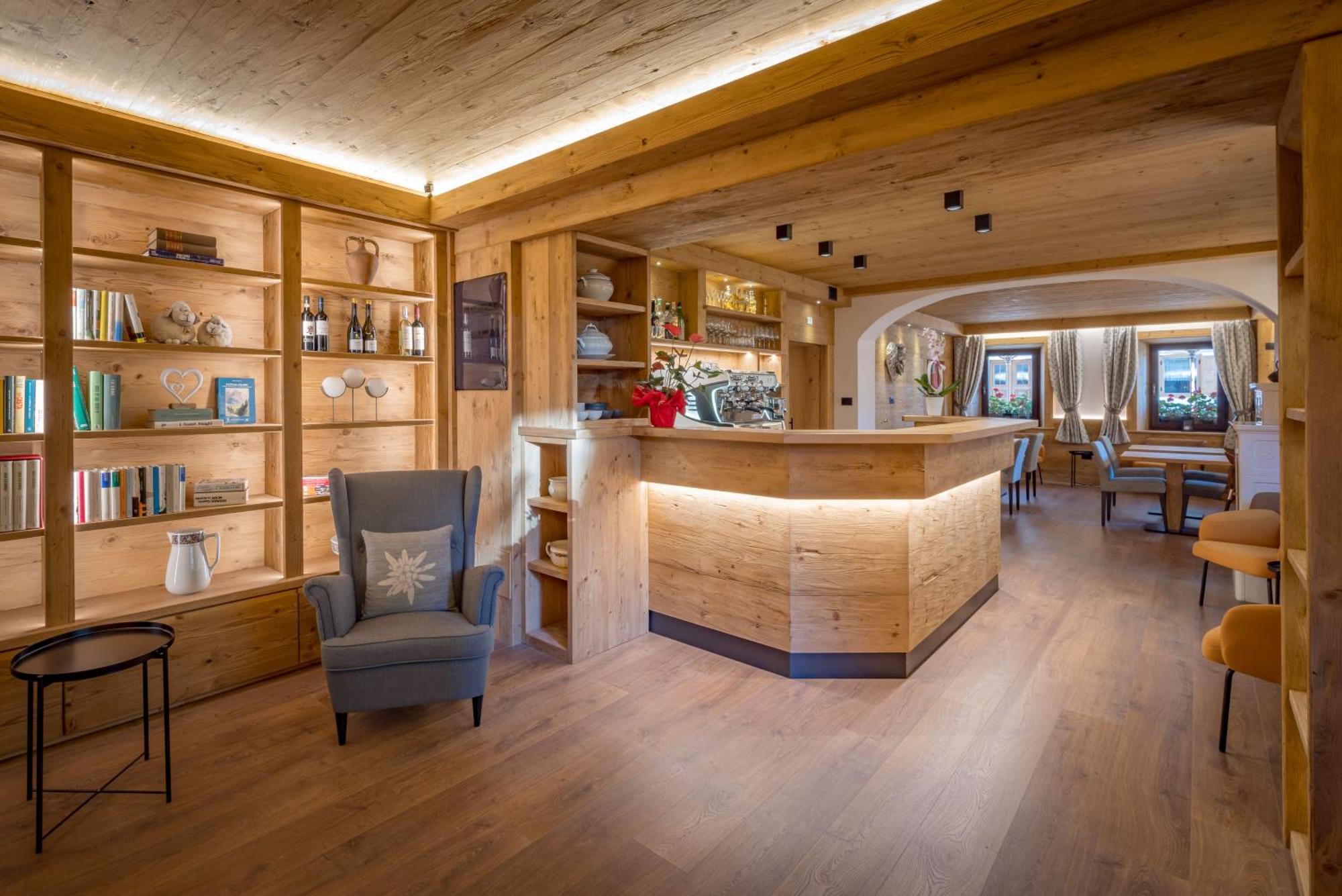 Il Cavallino - Albergo & Appartamenti Sappada Bagian luar foto